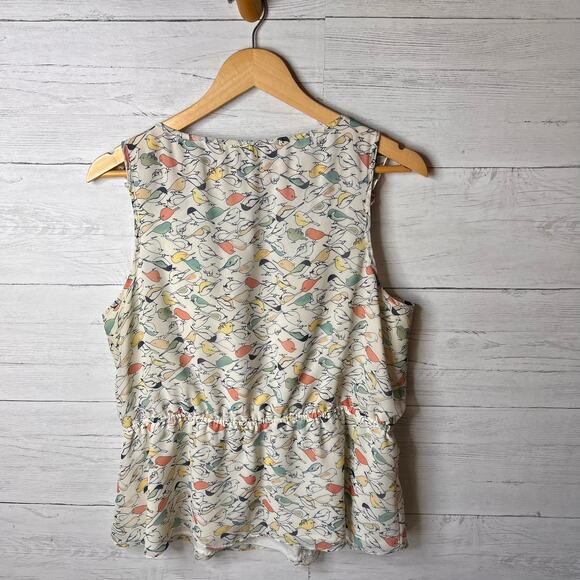 Lauren Conrad Blouse Womens Size XL Tiny Bird Print Babydoll Ruffle Pleated - Picture 14 of 16